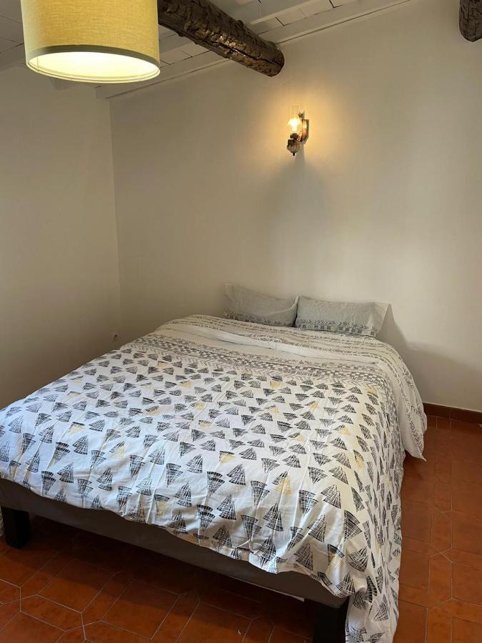 T2 Aix Centre Climatise *
